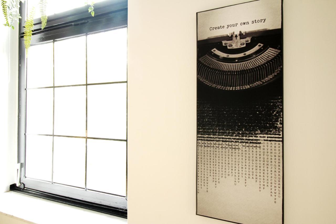 Secret Hideaways Zentrales Newyork-designapartment Mit 2 Betten Nahe Messe L Flughafen Apartment